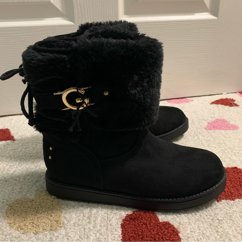 Guess black boots 5.5 women’s